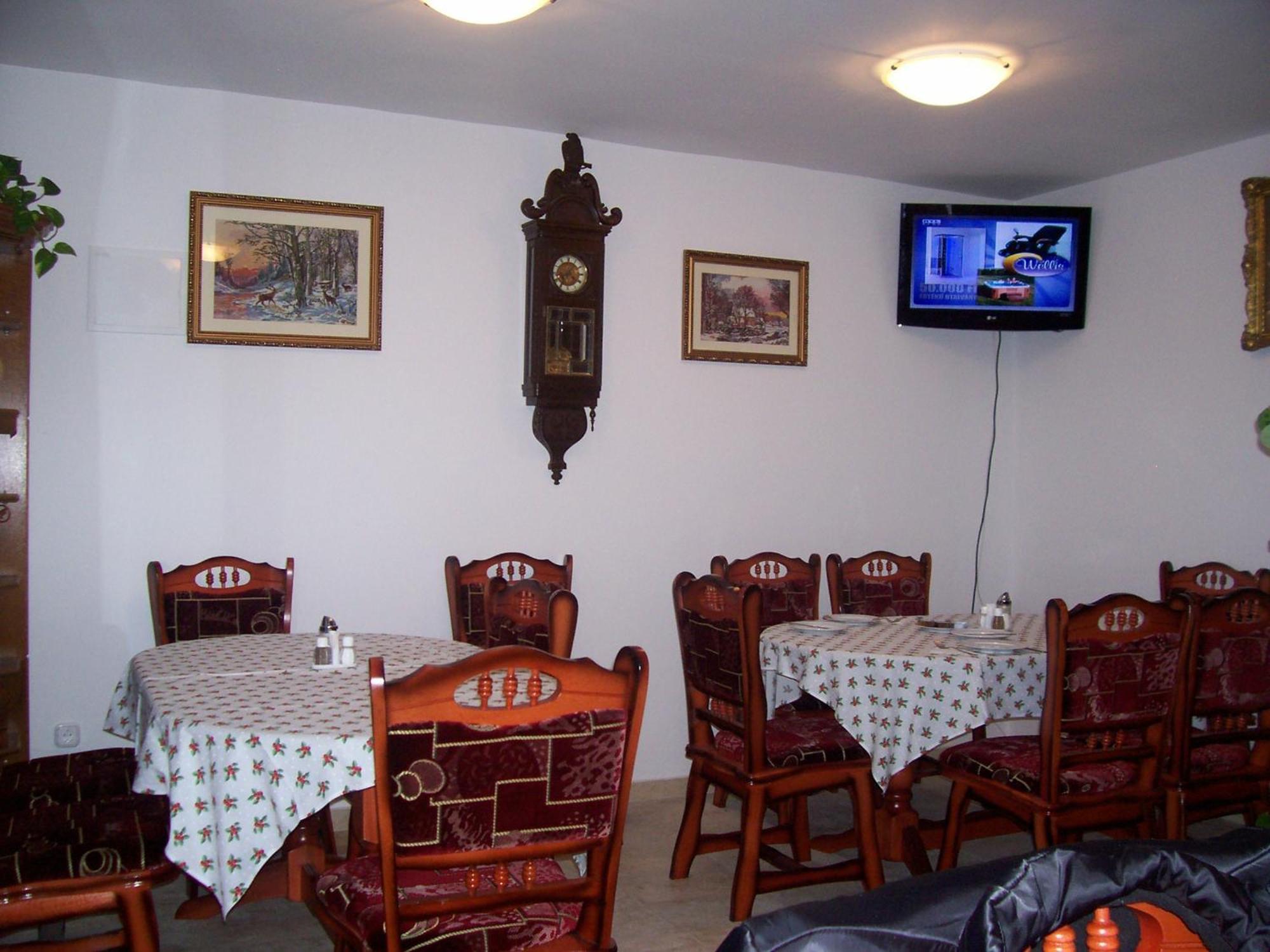 Julia Vendeghaz Hotel Zalakaros Exterior photo